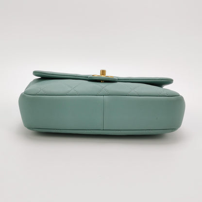 Circular Handle Lambskin quilted CC turn-lock