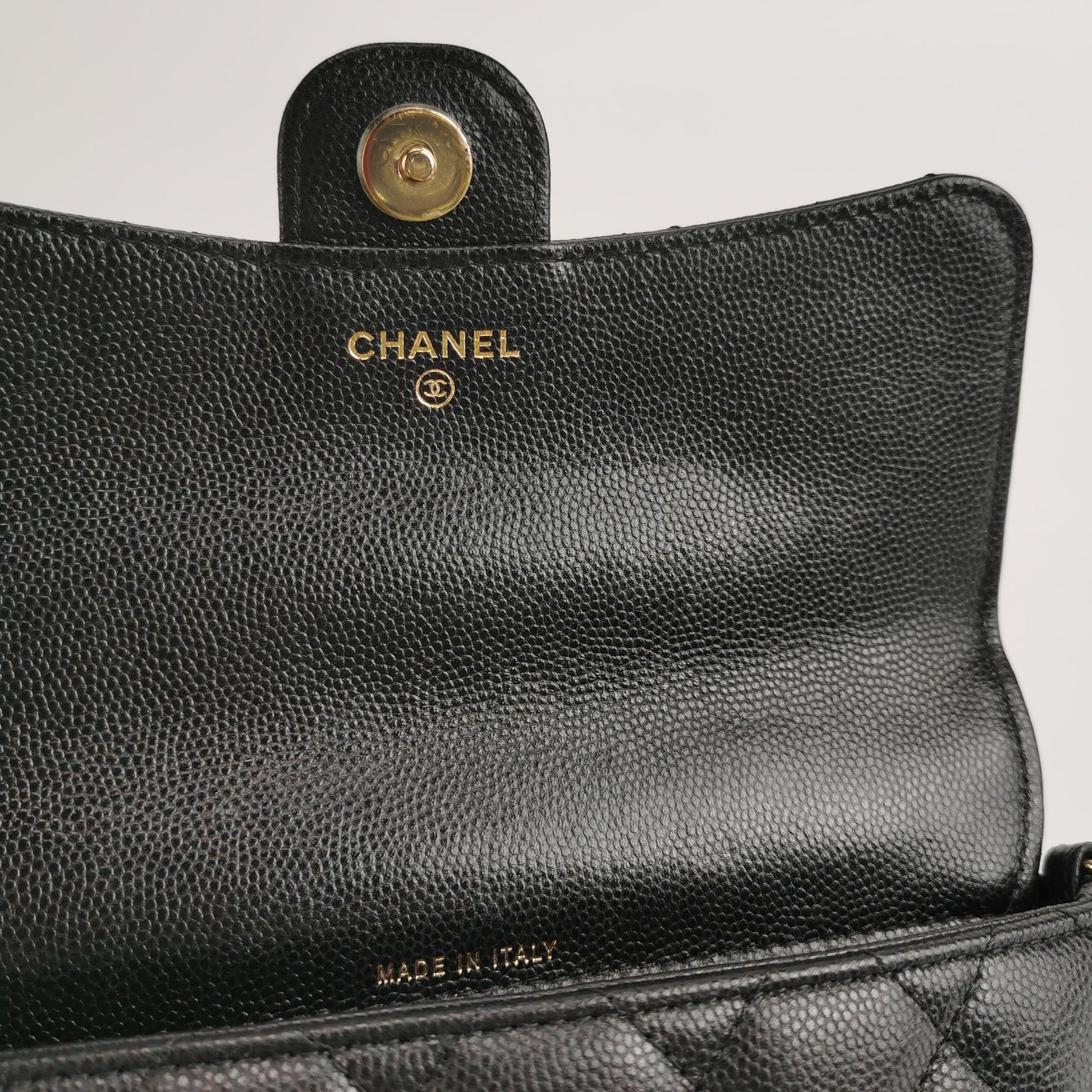 Flap Bag quilted CC turn-lock logo