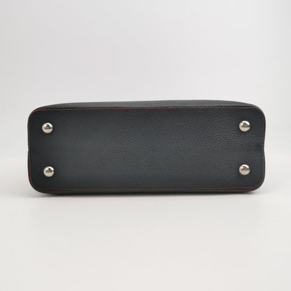 Capucines Medium Gold LV