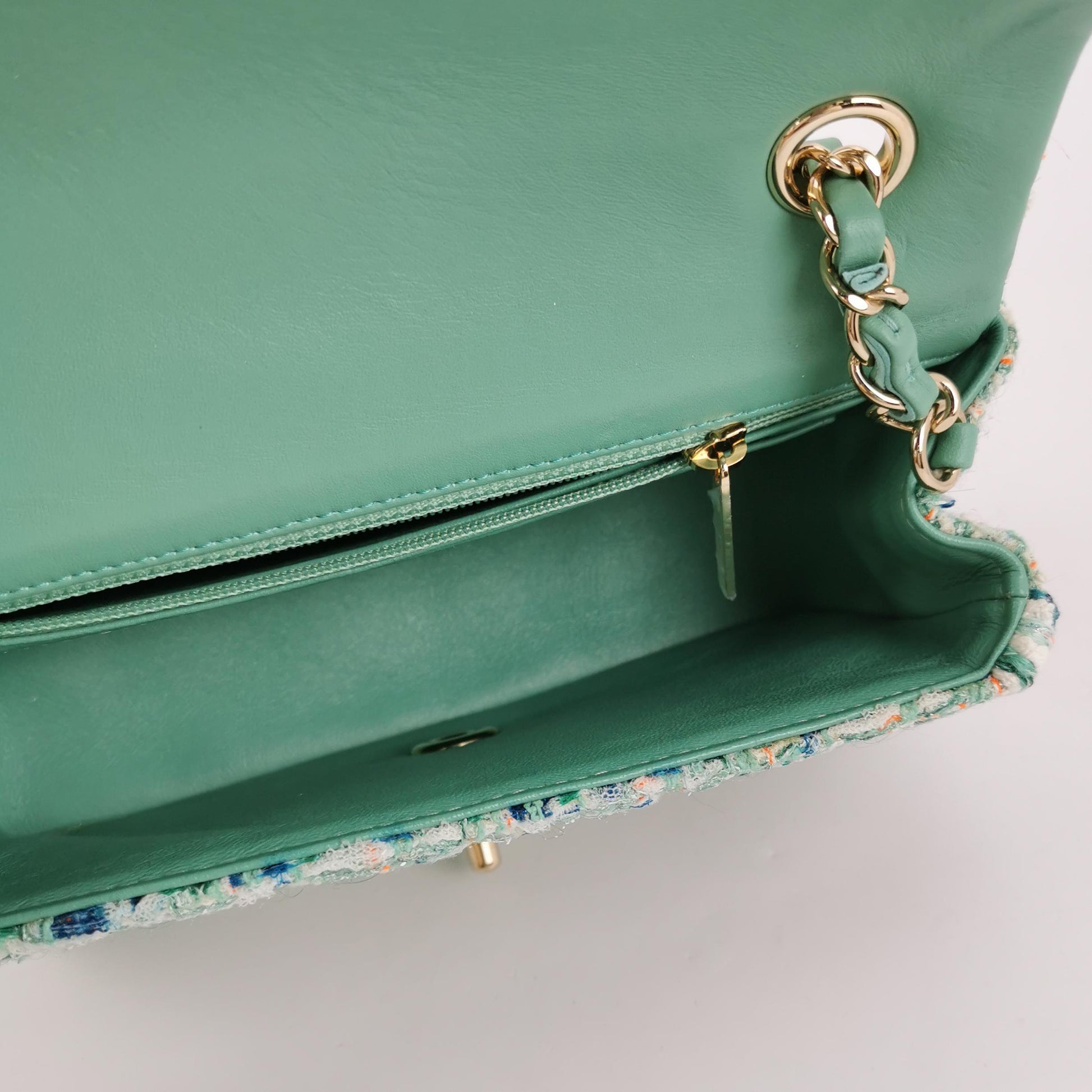 Classic Flap Seasonal limited Edition CC turn-lock