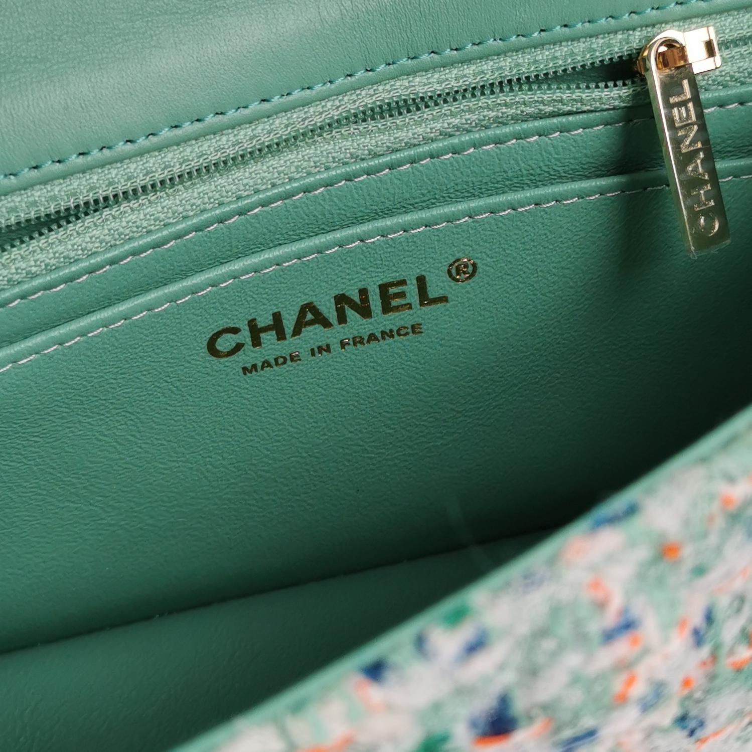 Classic Flap Seasonal limited Edition CC turn-lock