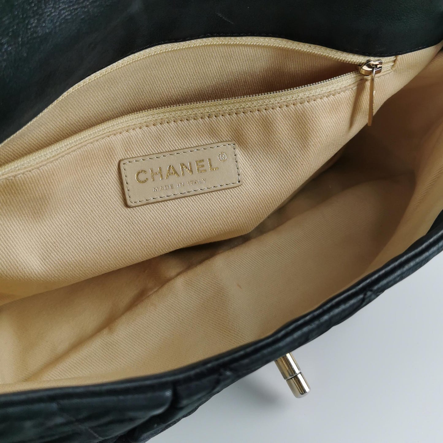 Flap Bag quilted CC turn-lock