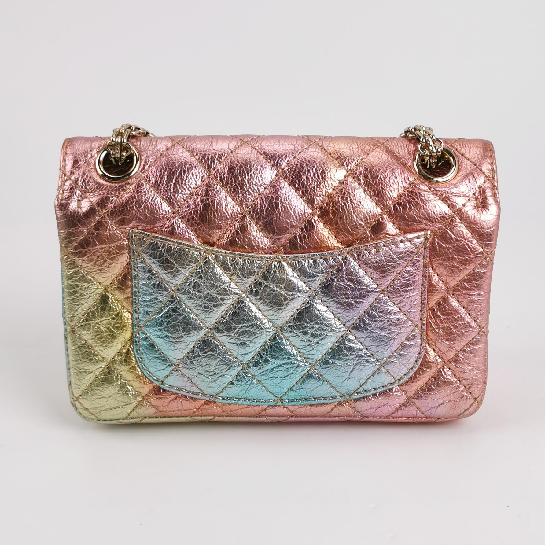 2.55 Flag Bag Seasonal limited Edition quilted