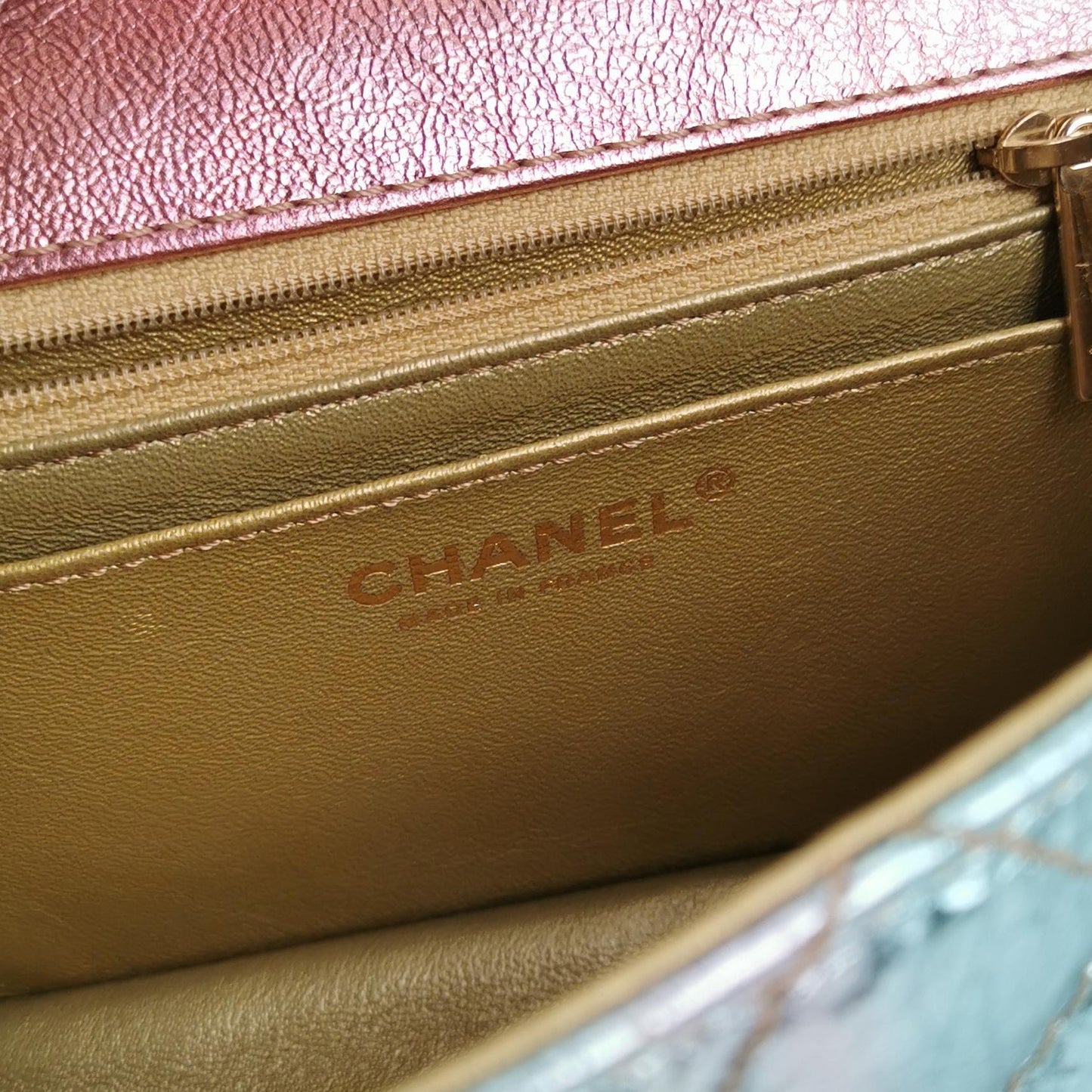 2.55 Flag Bag Seasonal limited Edition quilted