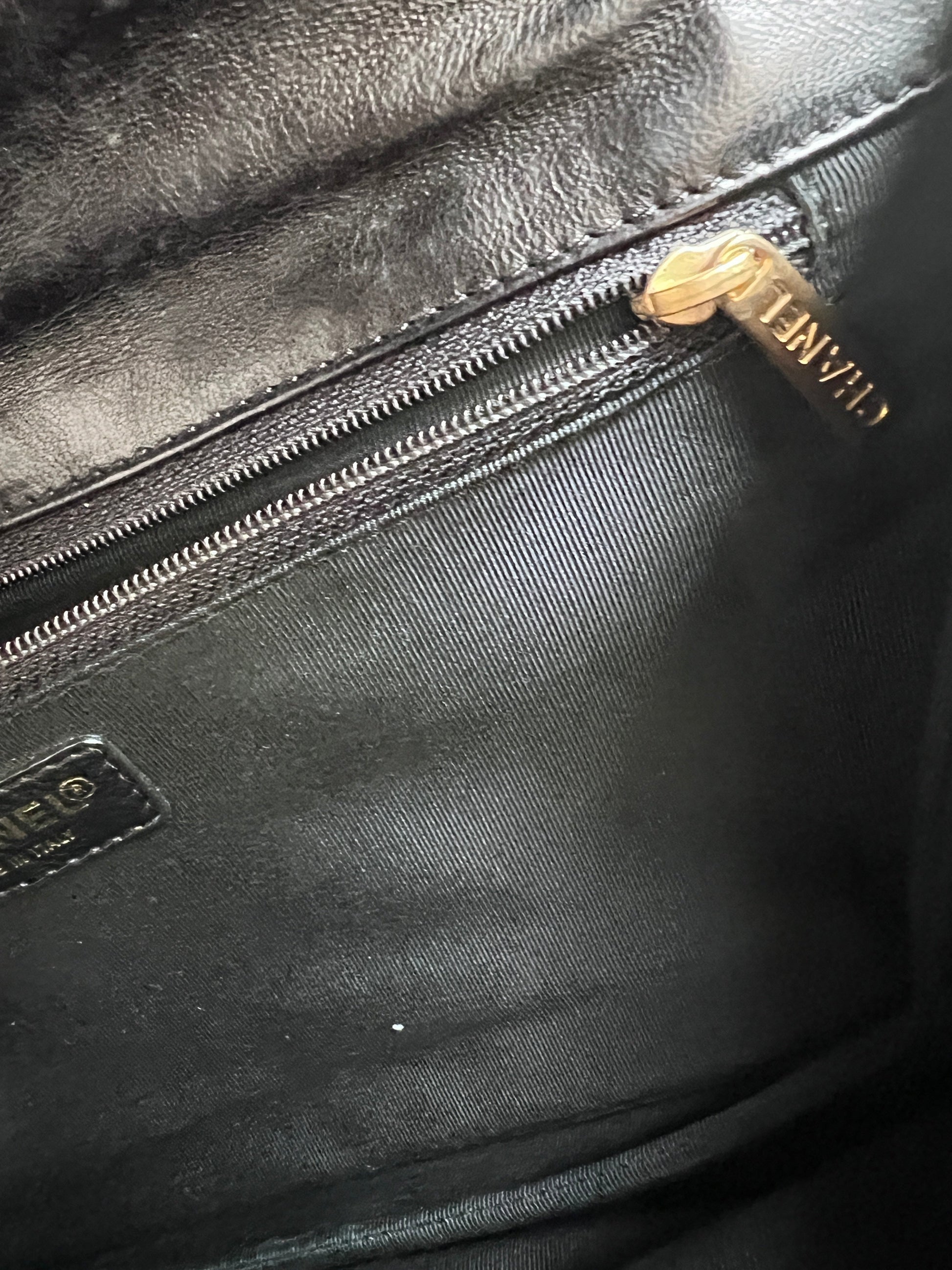 Chanel 2.55 reissue bag from 2000