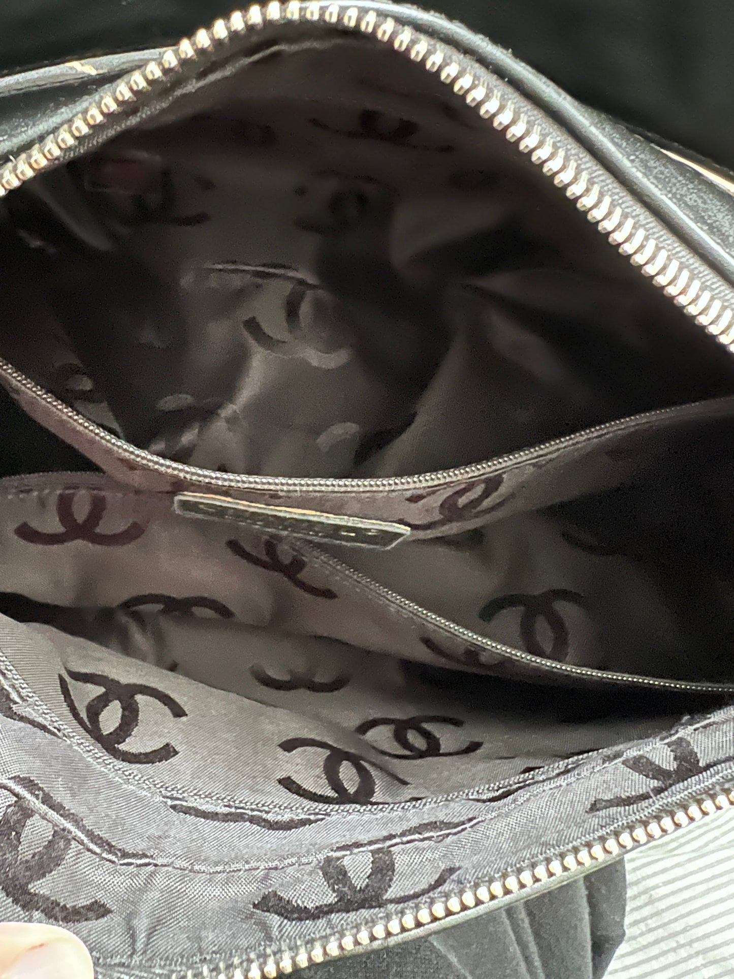 Vintage Chanel CC Surpique tote