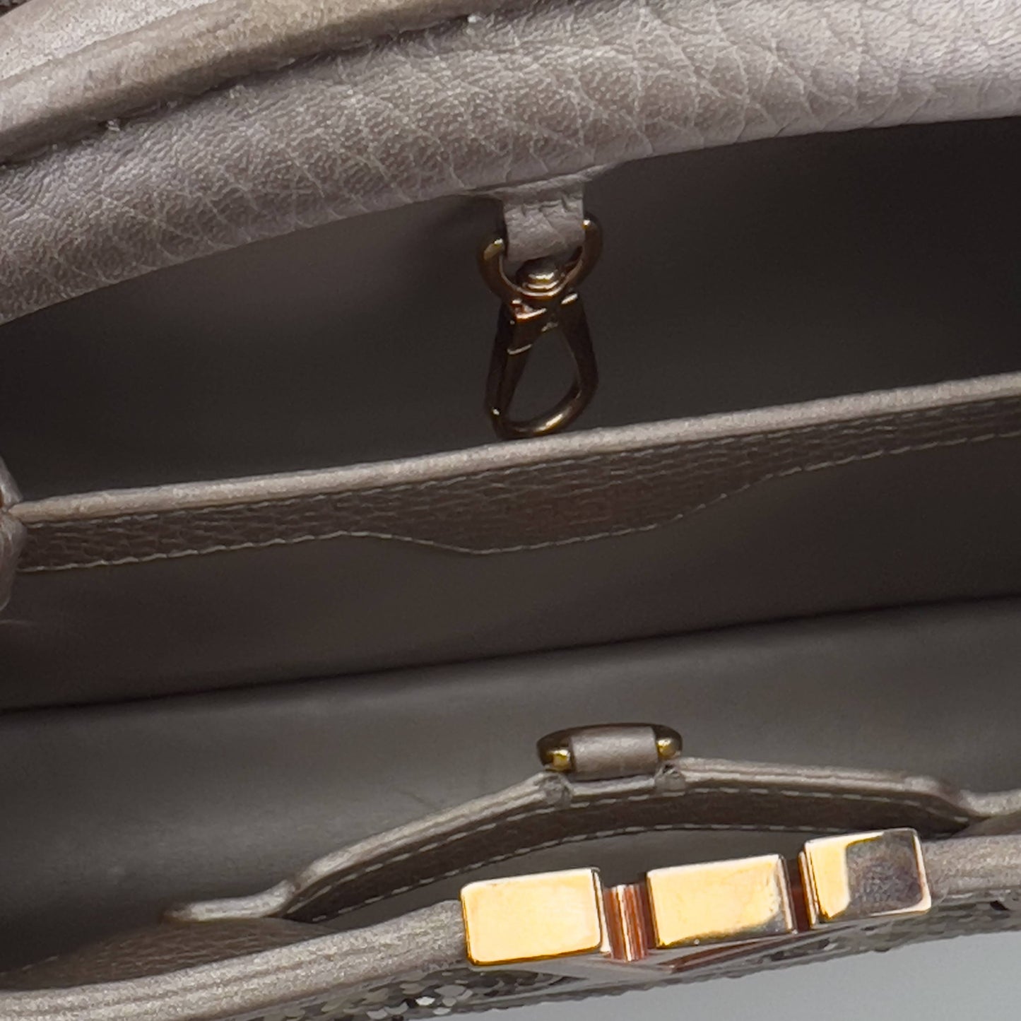 Louis Vuitton Sequin Capucines BB