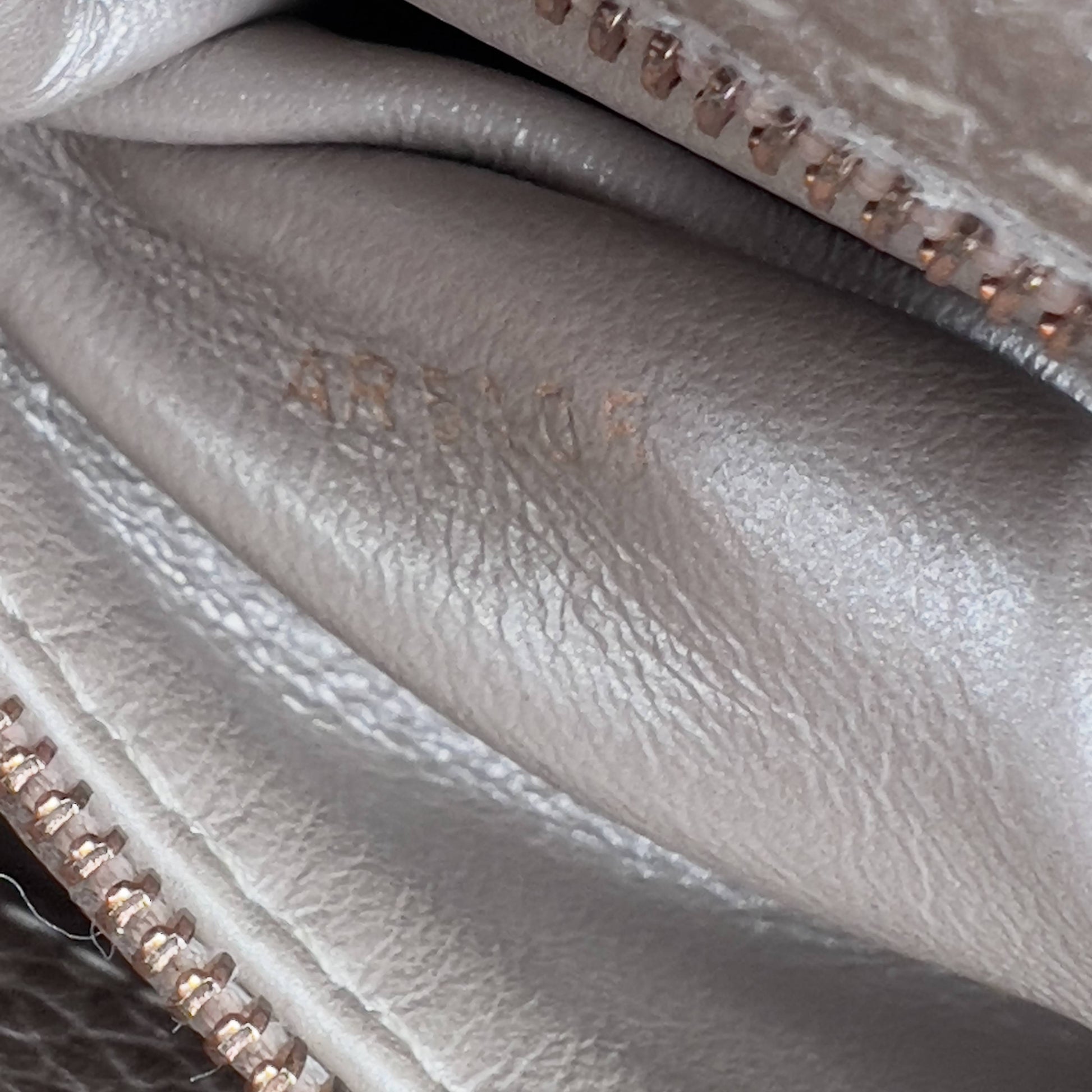 Louis Vuitton Sequin Capucines BB