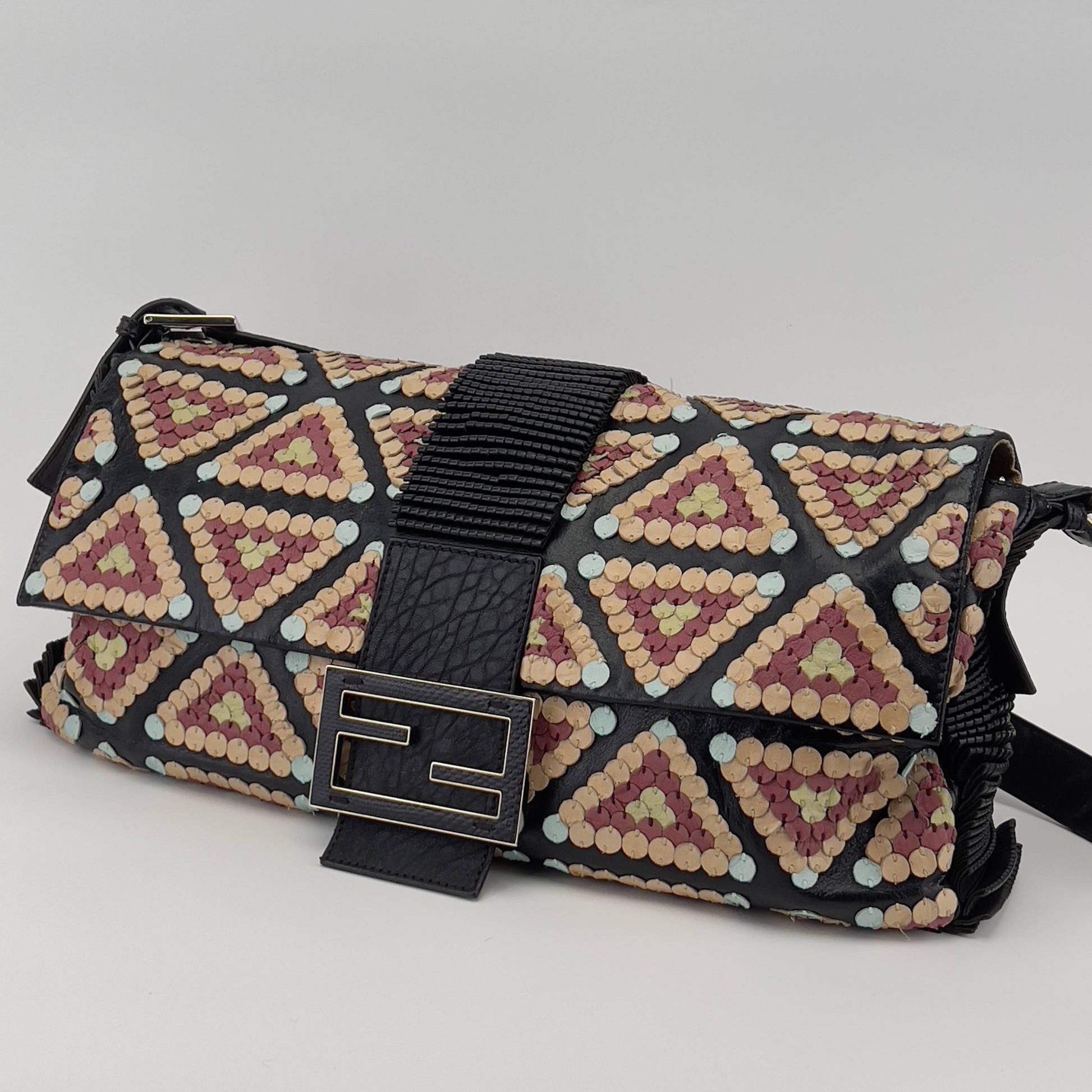 Fendi polka dots XXL baguette