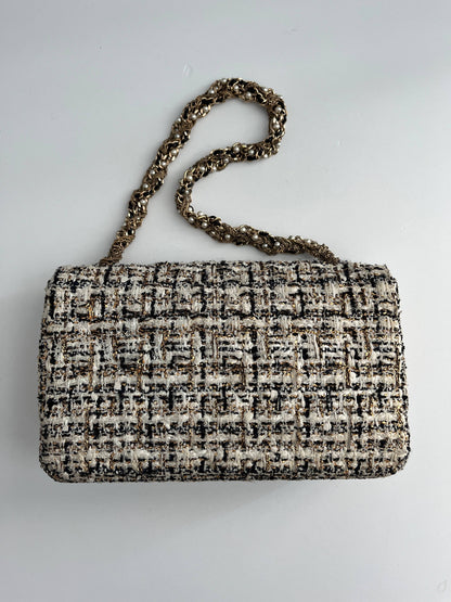 Chanel tweed gold and pearls hardware flap bag