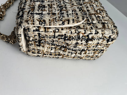 Chanel tweed gold and pearls hardware flap bag