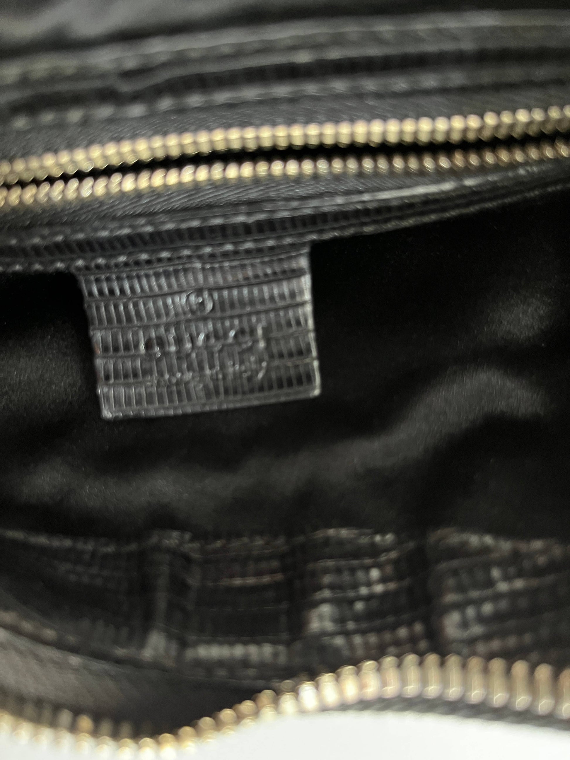 Gucci black sequin gold hardware shoulder bag