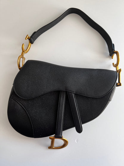 Dior grained leather saddle bag