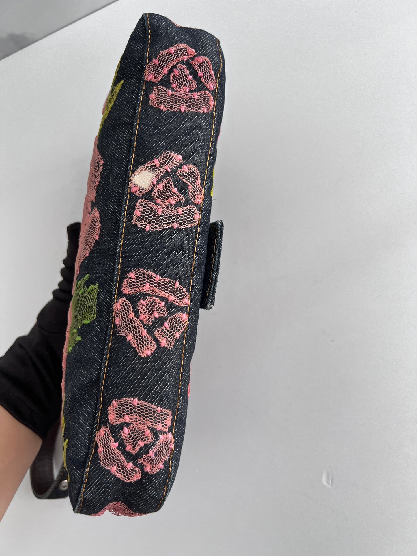 Fendi rose denim baguette