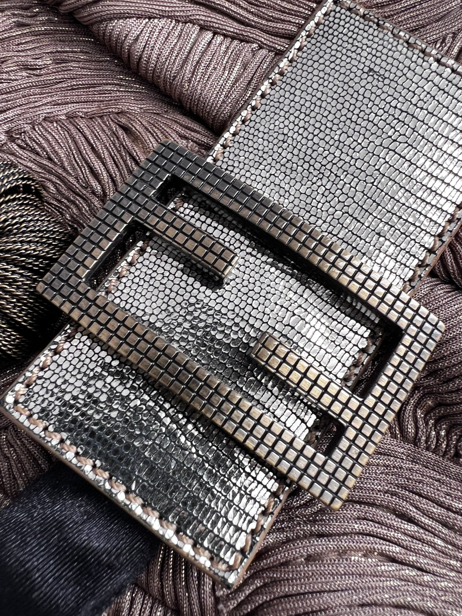 Vintage Fendi desert vibe baguette