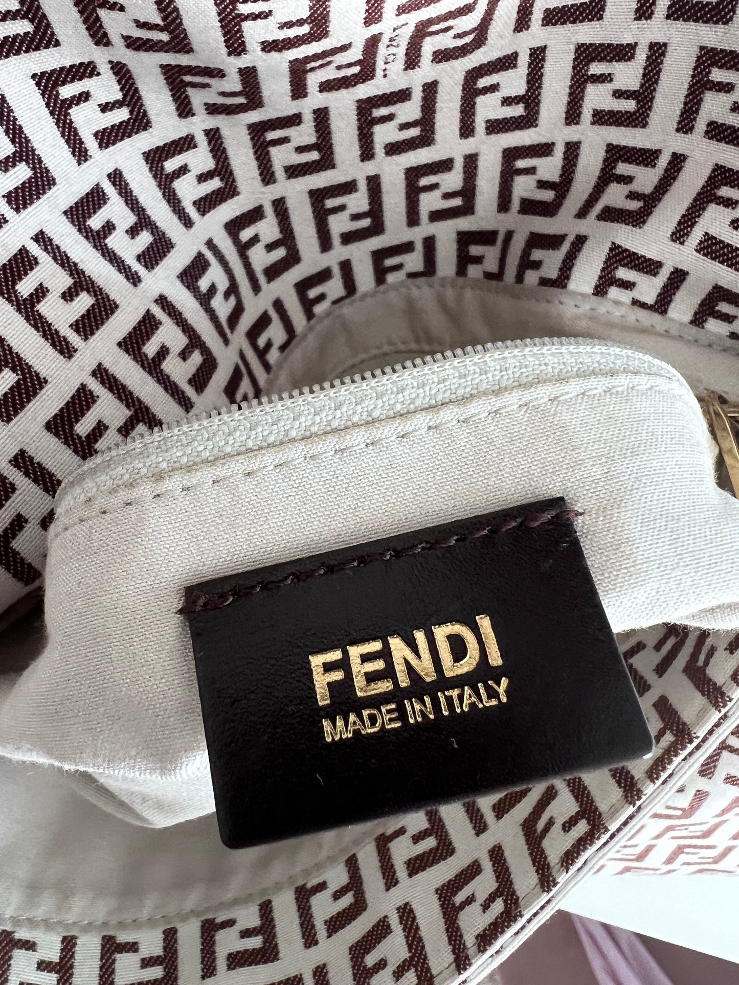 Fendi Bigger mamma baguette