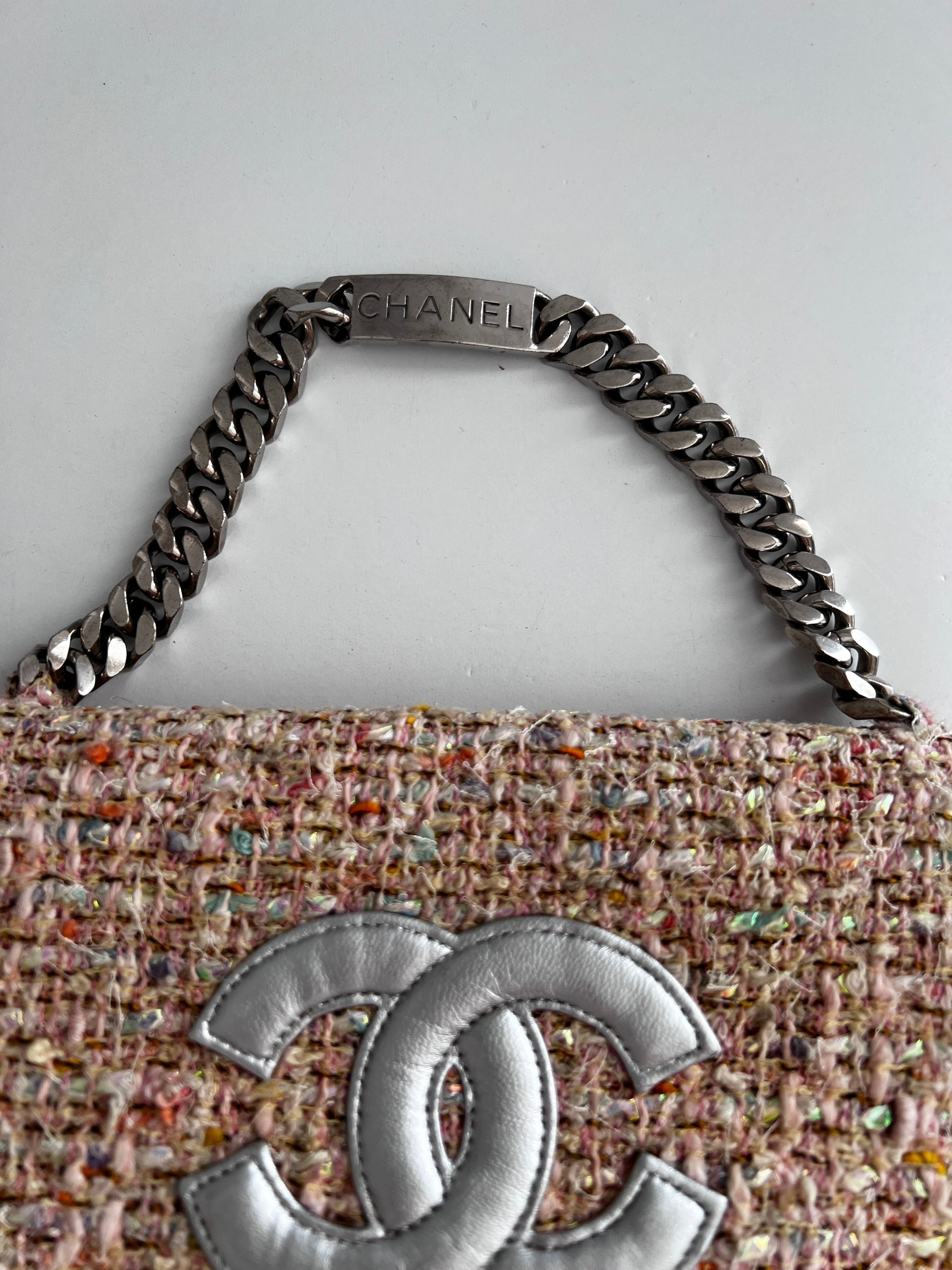 Vintage Chanel tweed hand bag