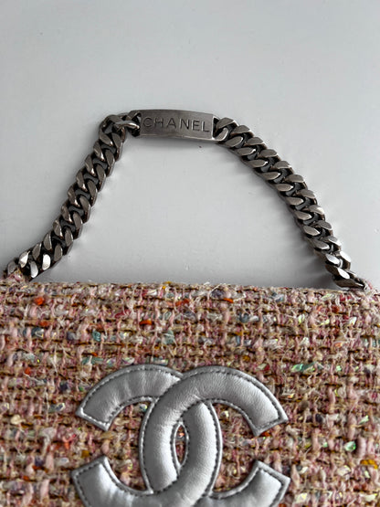 Vintage Chanel tweed hand bag