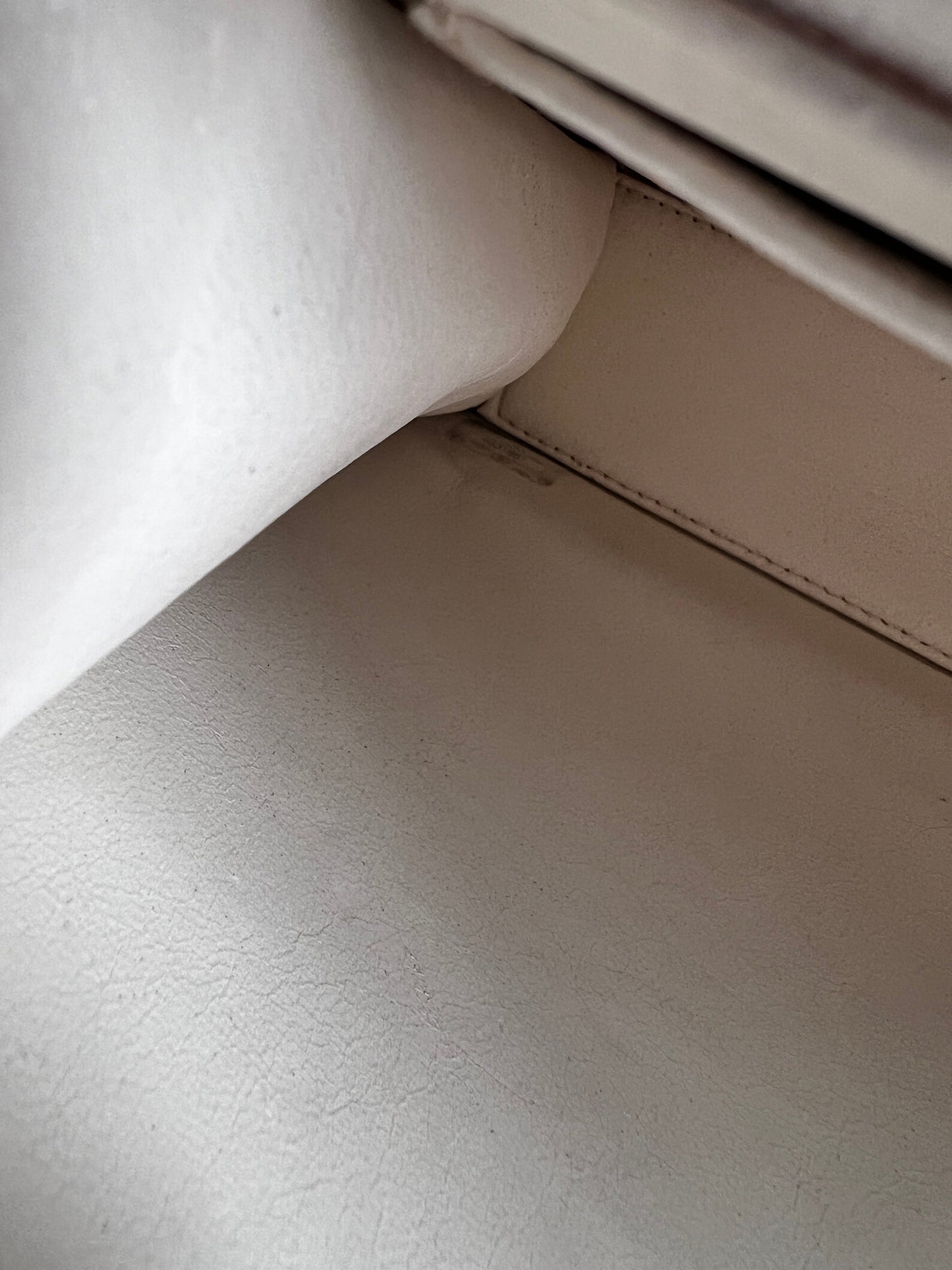 Vintage Chanel tweed hand bag