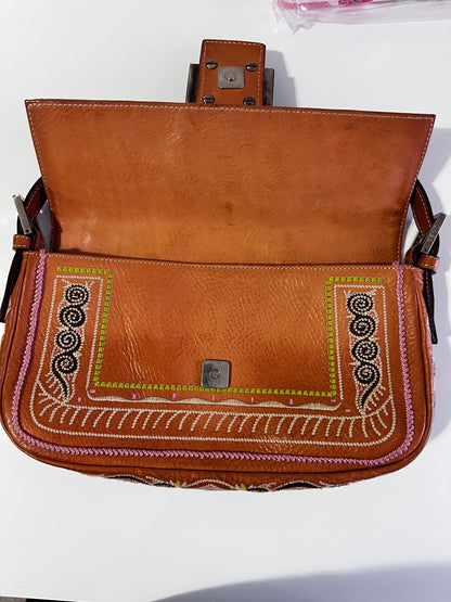 Fendi embroidery leather baguette