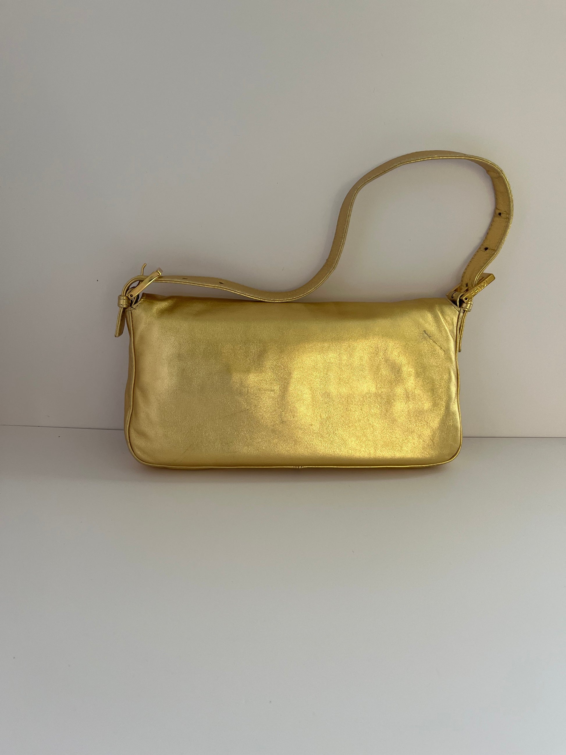 Fendi baguette vintage gold leather shoulder bag