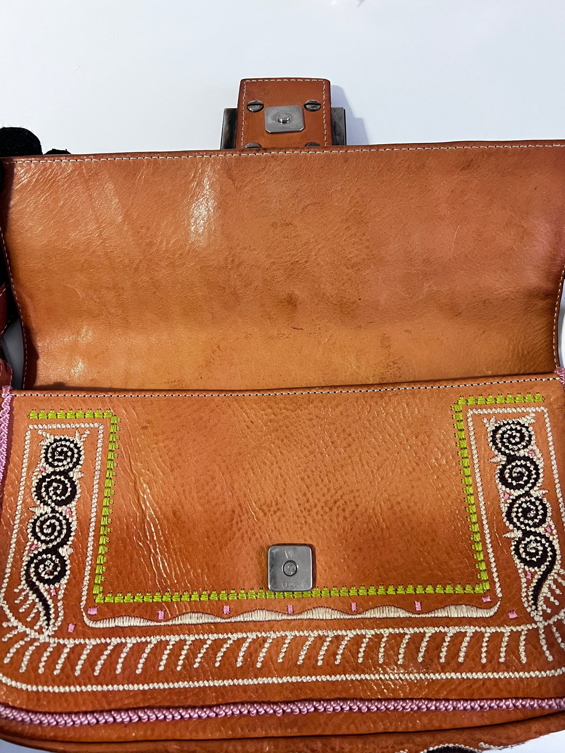 Fendi embroidery leather baguette