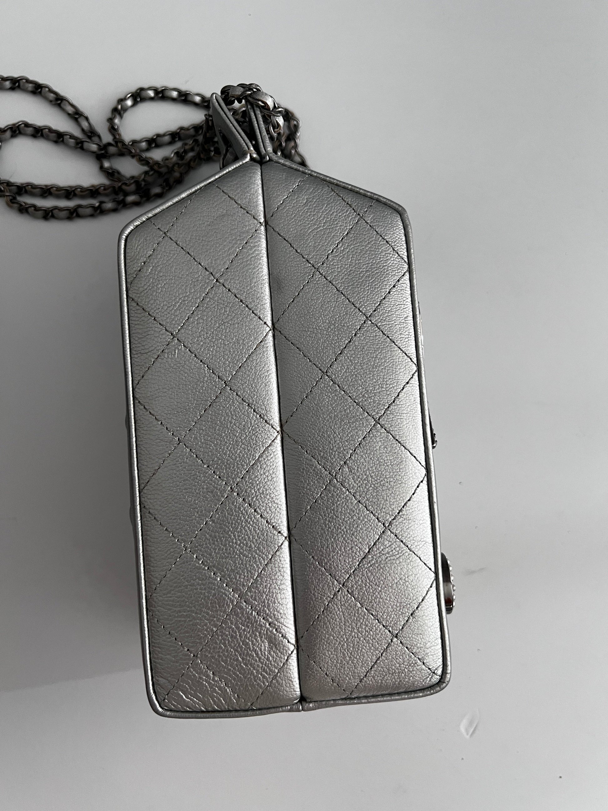 Chanel Supermarket Lait de Coco Minaudiere