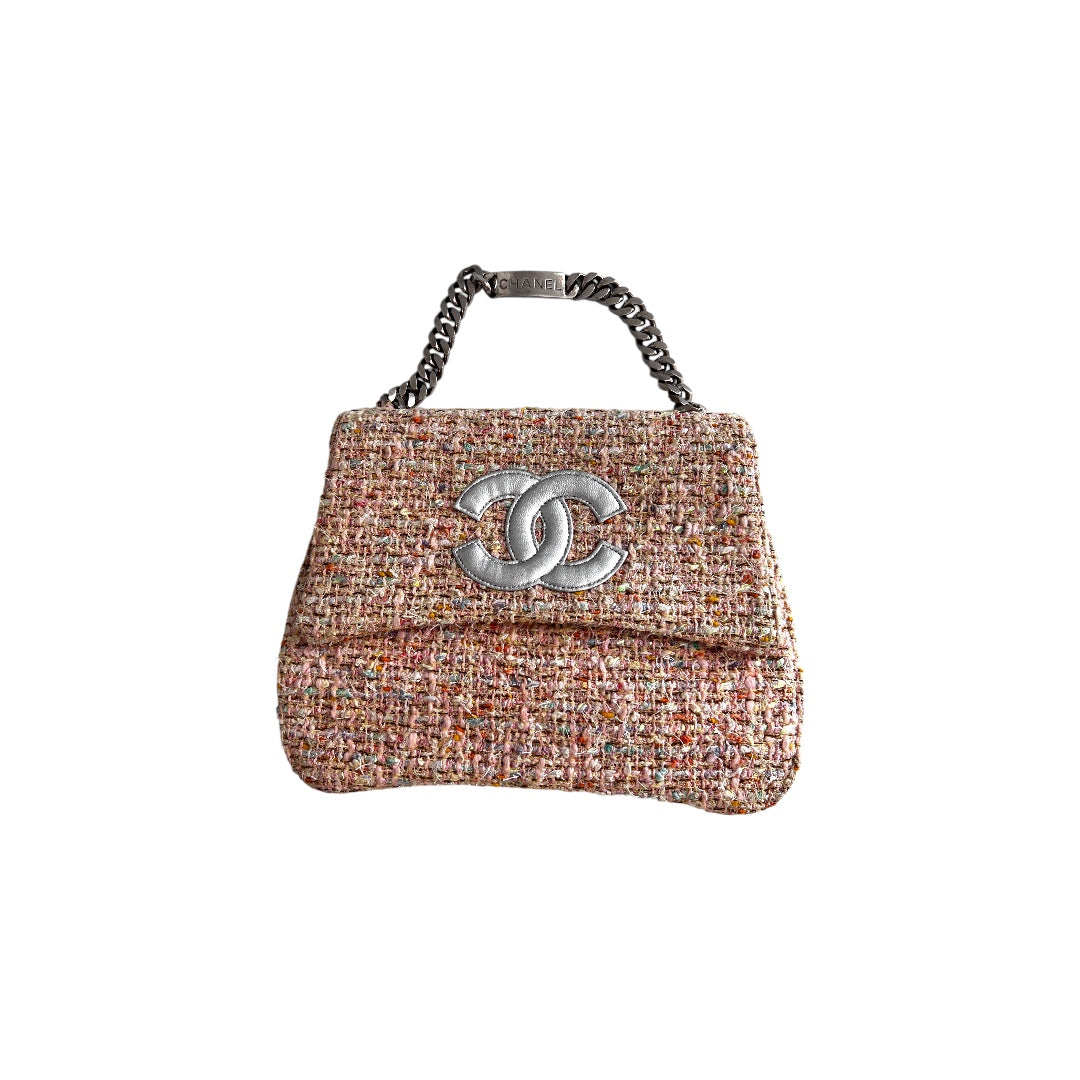 Vintage Chanel tweed hand bag
