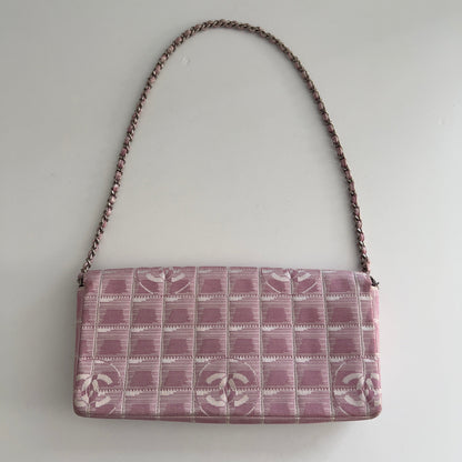 Vintage Chanel Pink Travel Ligne E/W Flap bag
