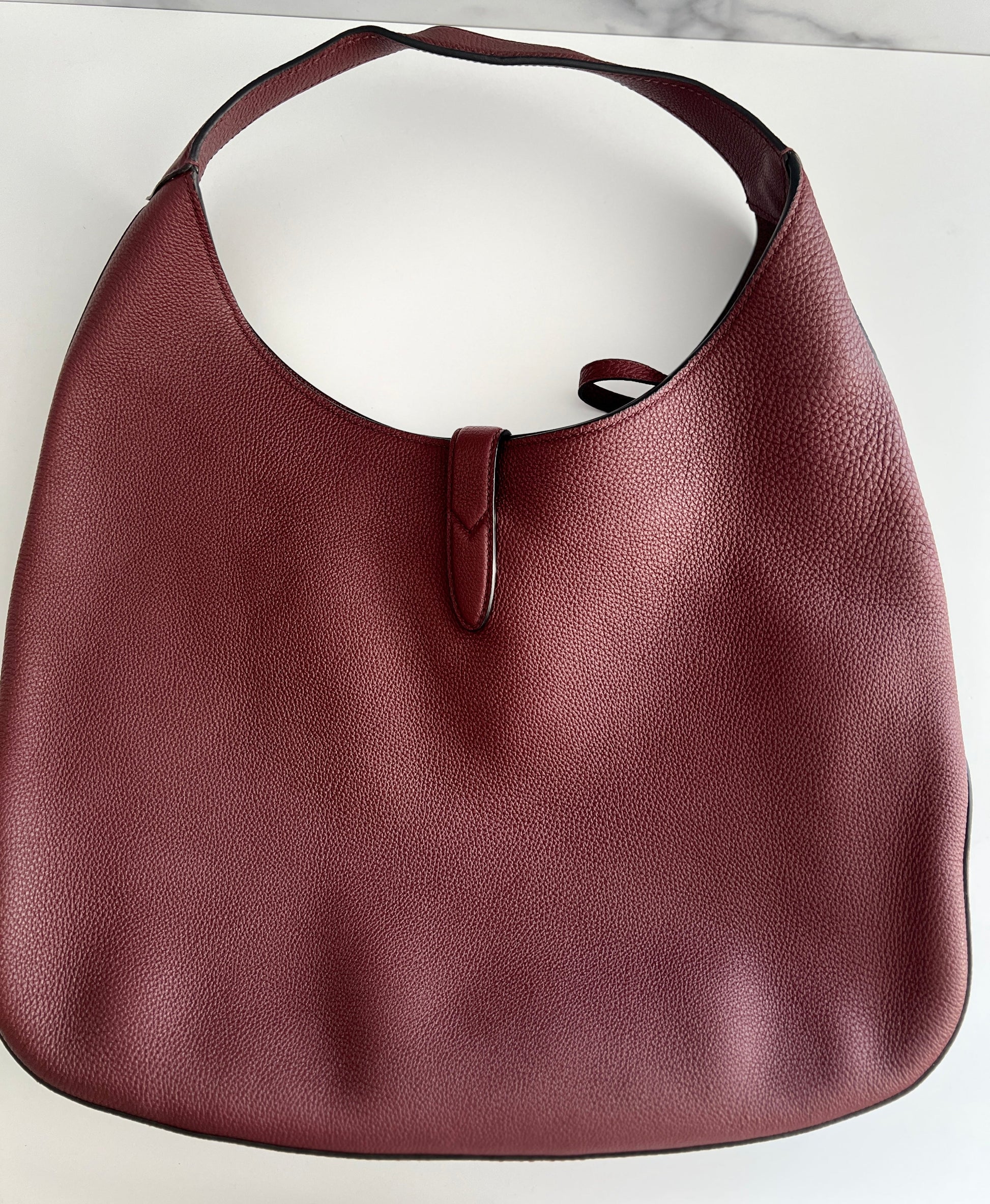 Gucci oxblood grain leather Jackie Hobo bag medium size