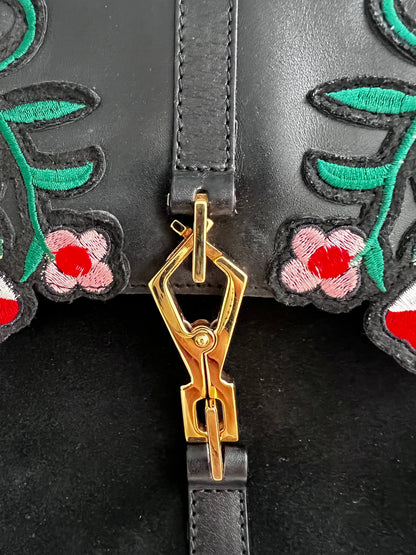 Vintage Gucci floral embroidered bag