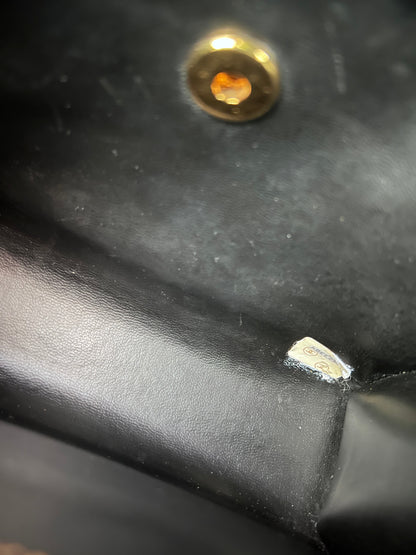 Pre-Owned Chanel Vintage 24K gold black caviar cross body mini square flap bag