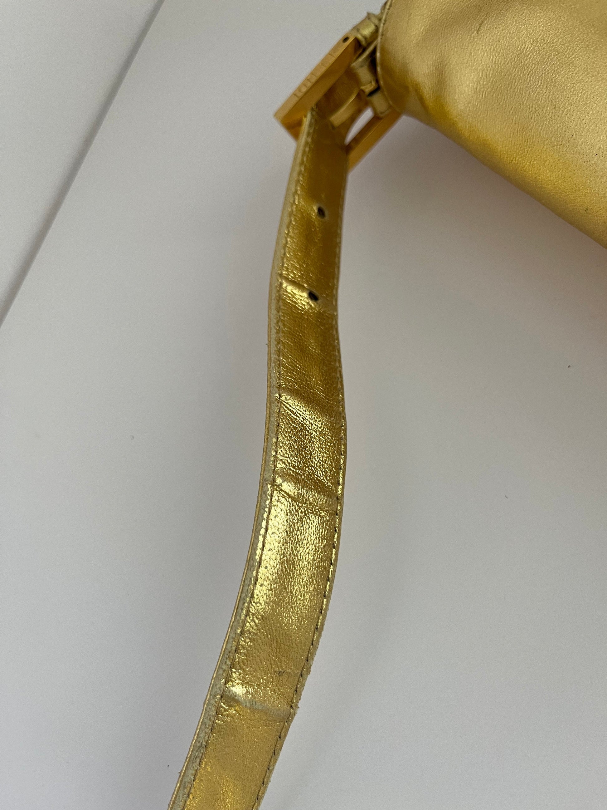 Fendi baguette vintage gold leather shoulder bag