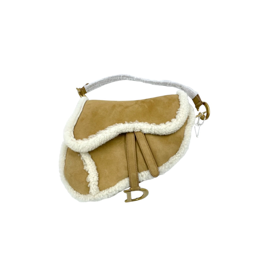 Dior NWT！Dior caramel shearling saddle bag