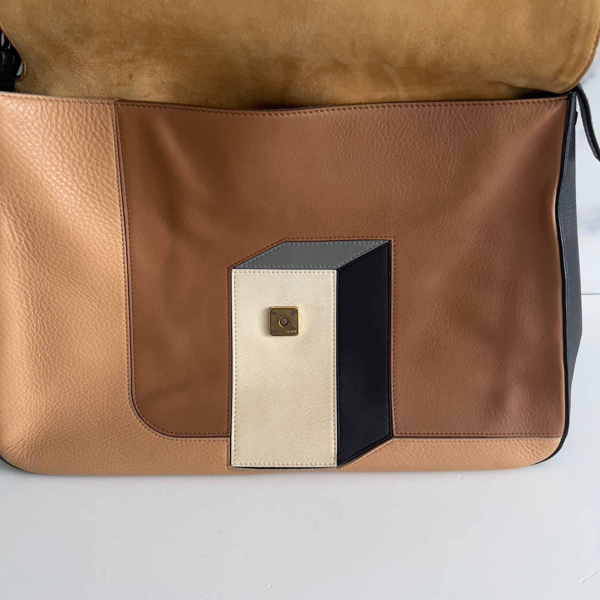 Fendi 3D leather XL mamma baguette