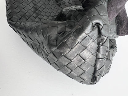 Bottega Veneta Black intrecciato pouch