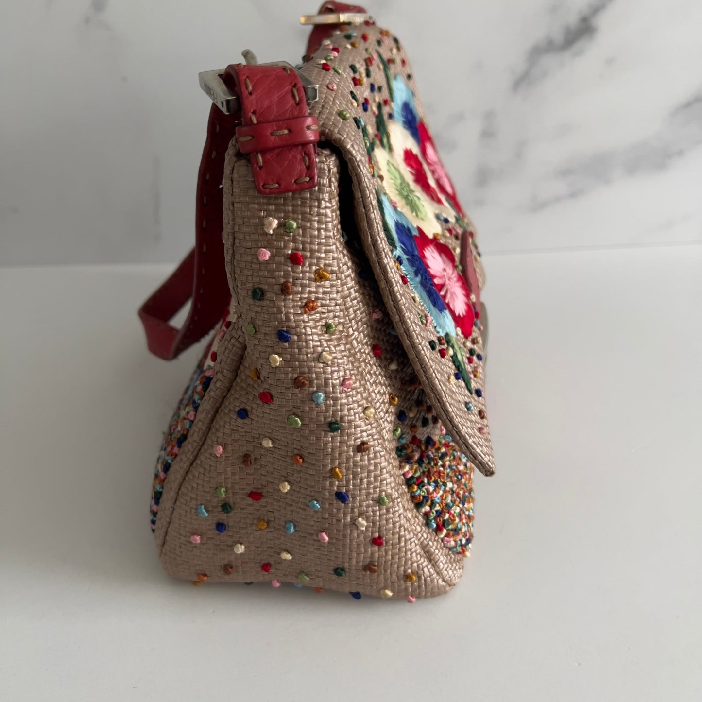 Fendi Selleria raffia floral embroidered mamma baguette.