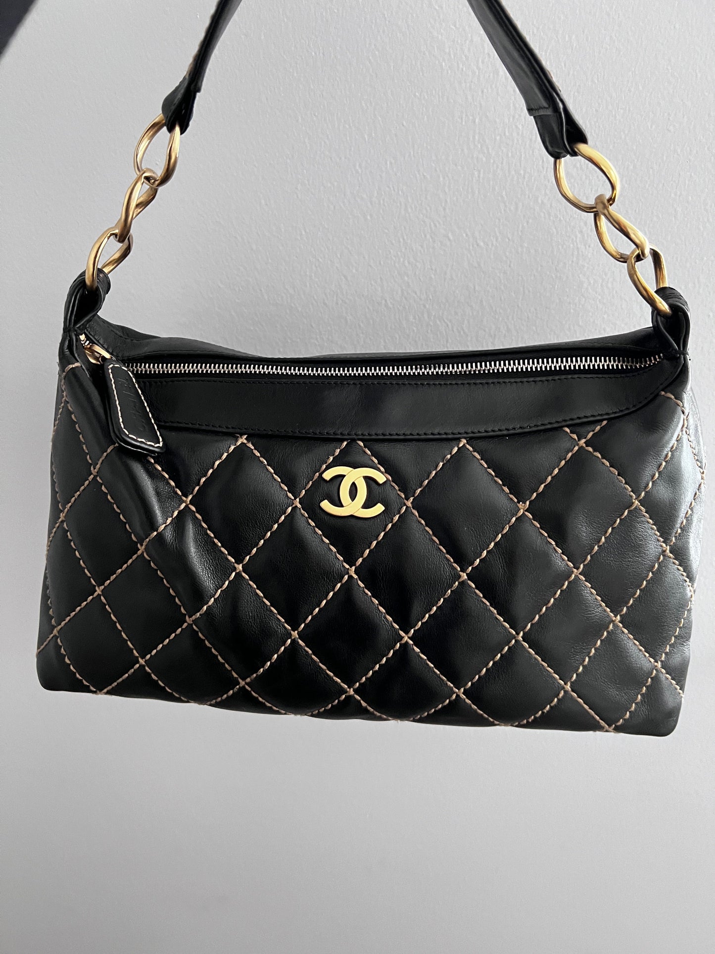 Vintage Chanel CC Surpique tote