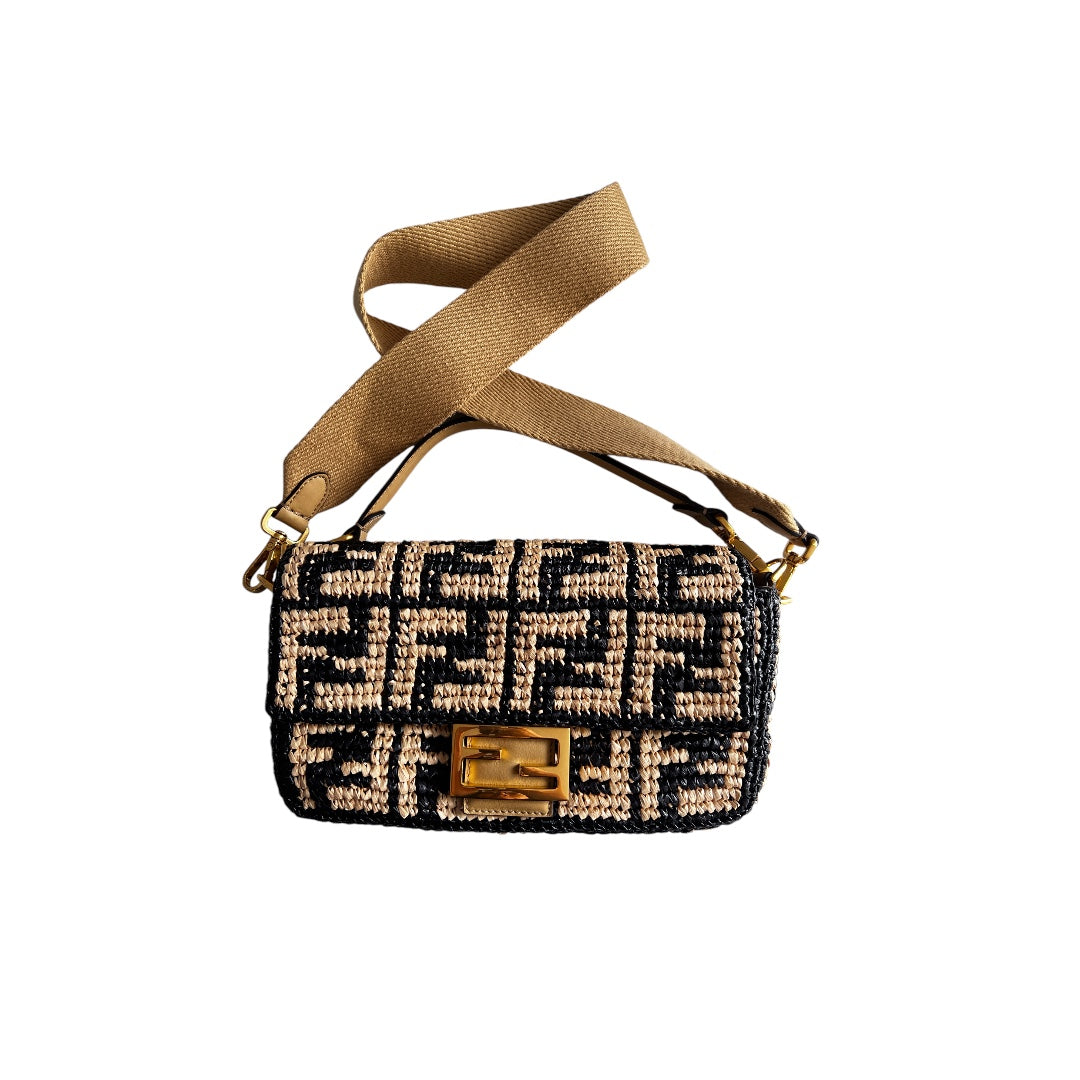 Fendi Fendi raffia baguette