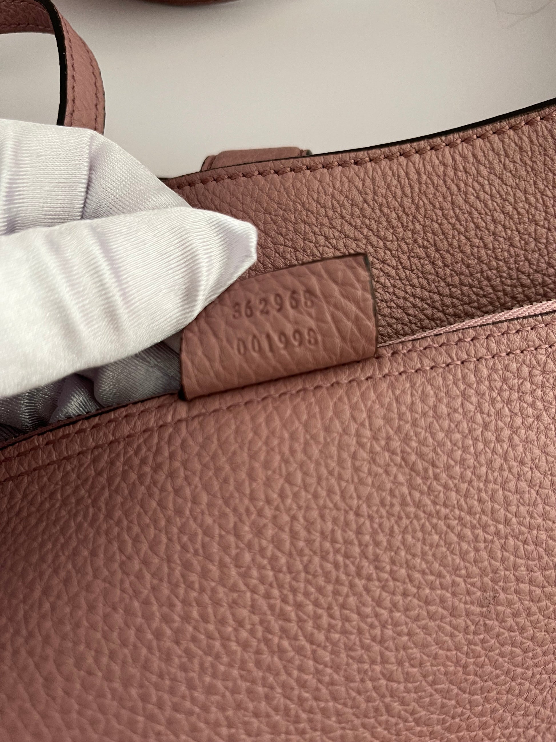 Gucci soft Jackie Hobo big size pink