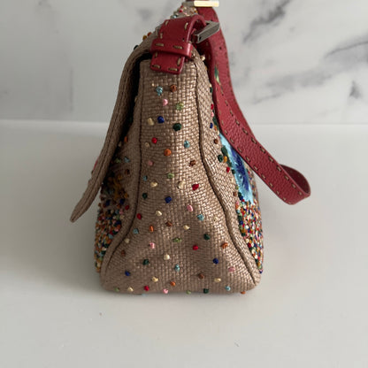 Fendi Selleria raffia floral embroidered mamma baguette.