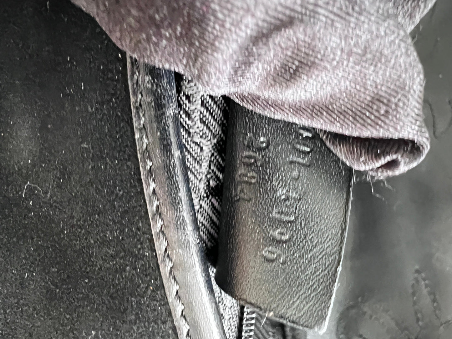 Vintage Gucci floral embroidered bag