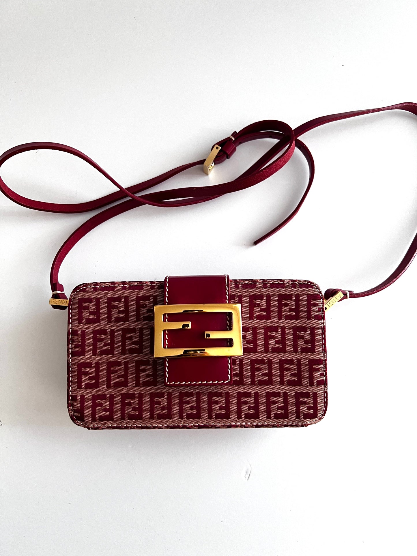 Fendi Vintage zucchino red box crossbody bag