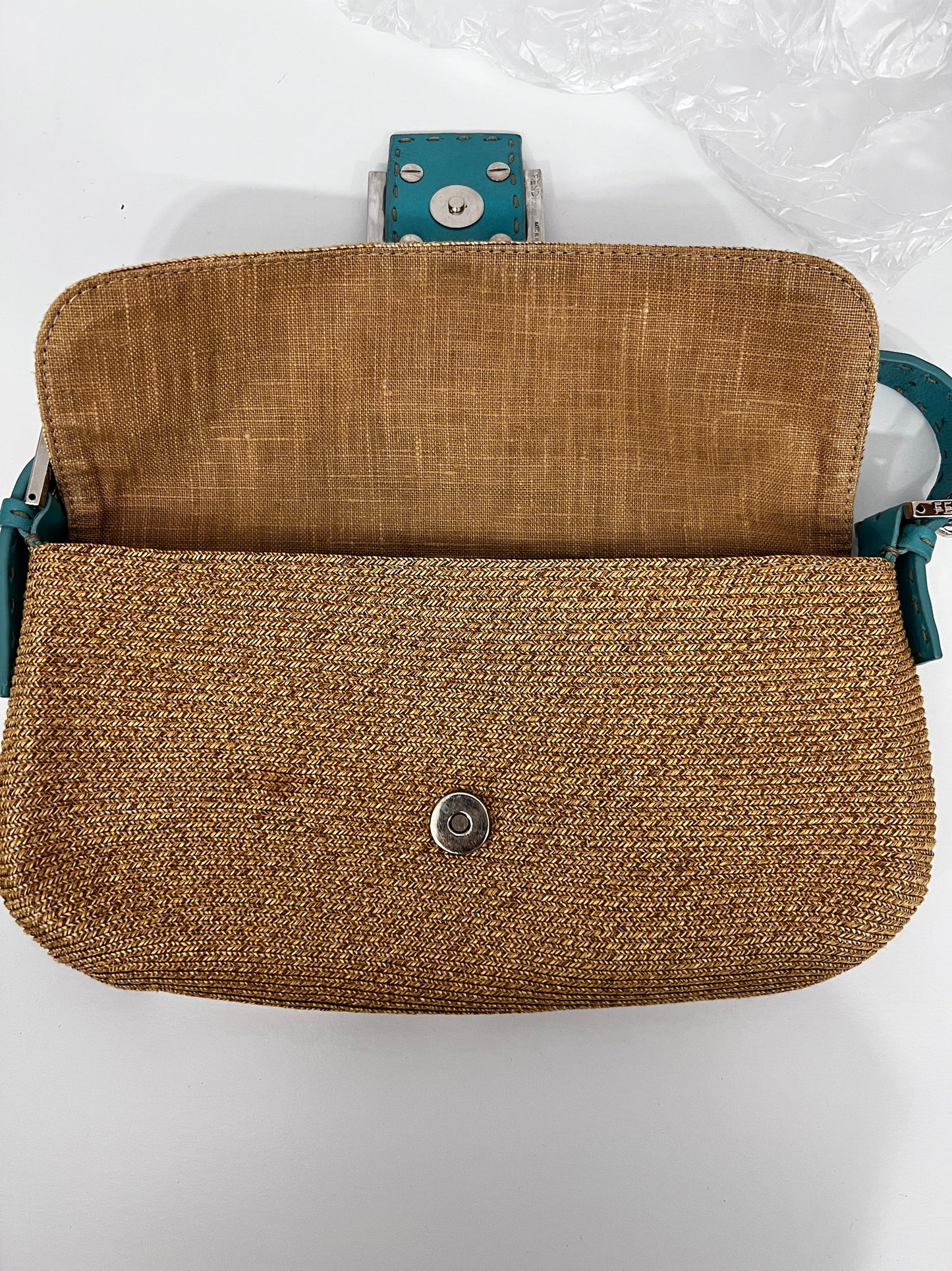 Pre-Owned Fendi selleria raffia baguette