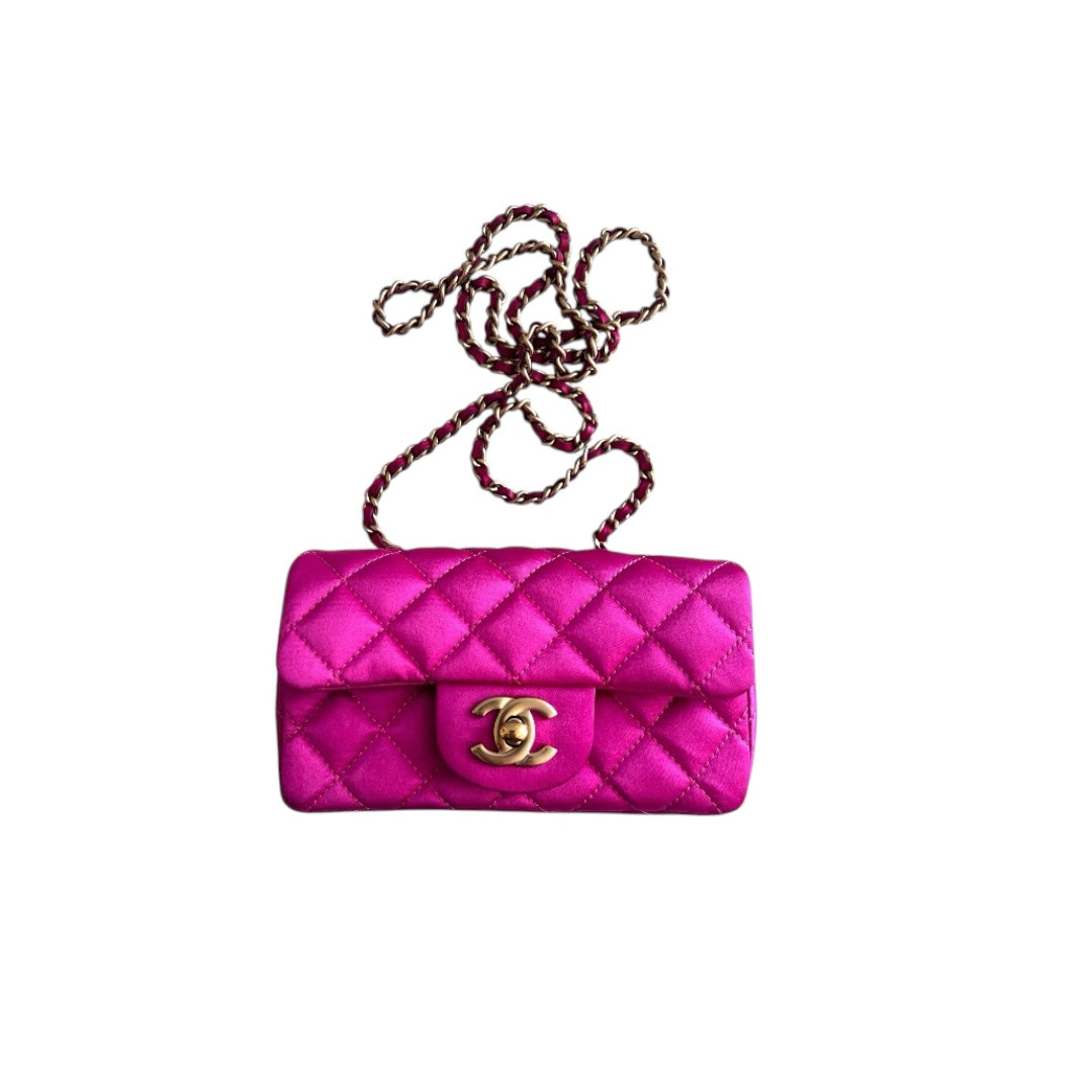 Chanel Vintage Chanel pink sequin mini flap bag